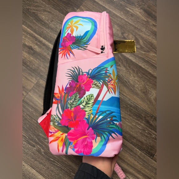 Sprayground backpack 💕 - Picture 6 of 9